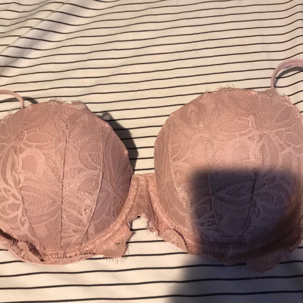 VICTORIA’s SECRET SEXY LACE BRA